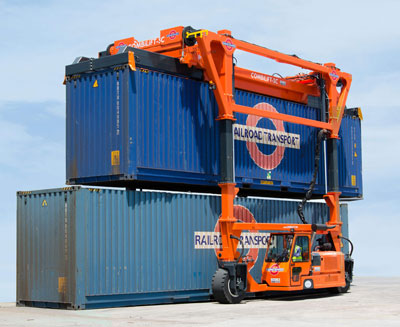 reachstacker containers 2 hoog Mabo Lifting