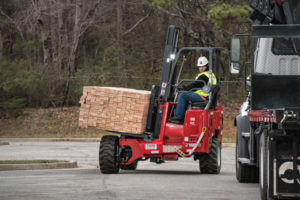 Moffett meeneemheftruck M8NX Mabo Lifting