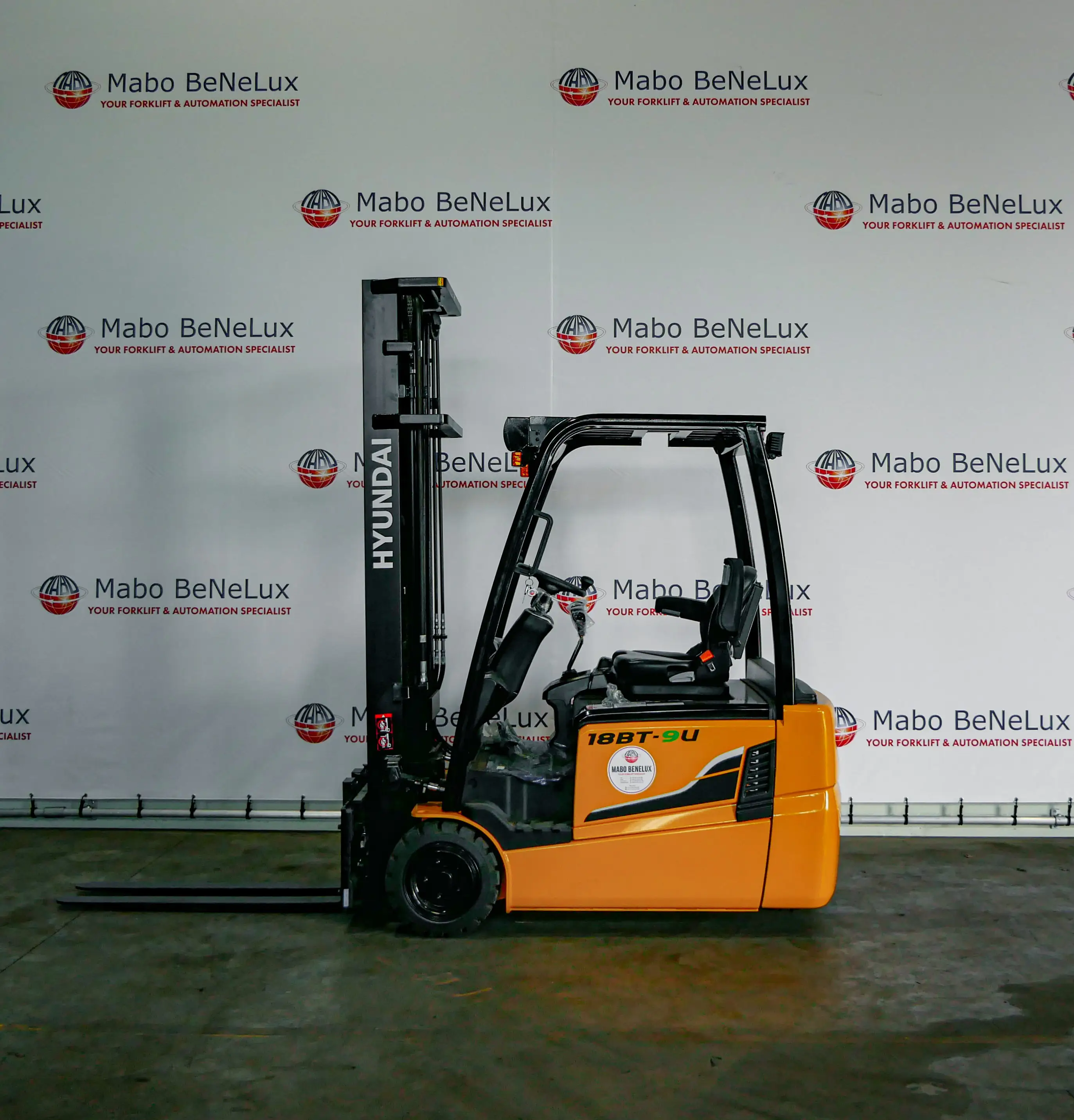Hyundai 18BT-9U