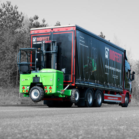 MOFFETT chariot embarqué electrique kooiaap