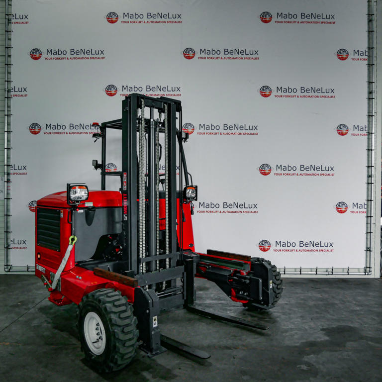 11846 Moffett M8 2